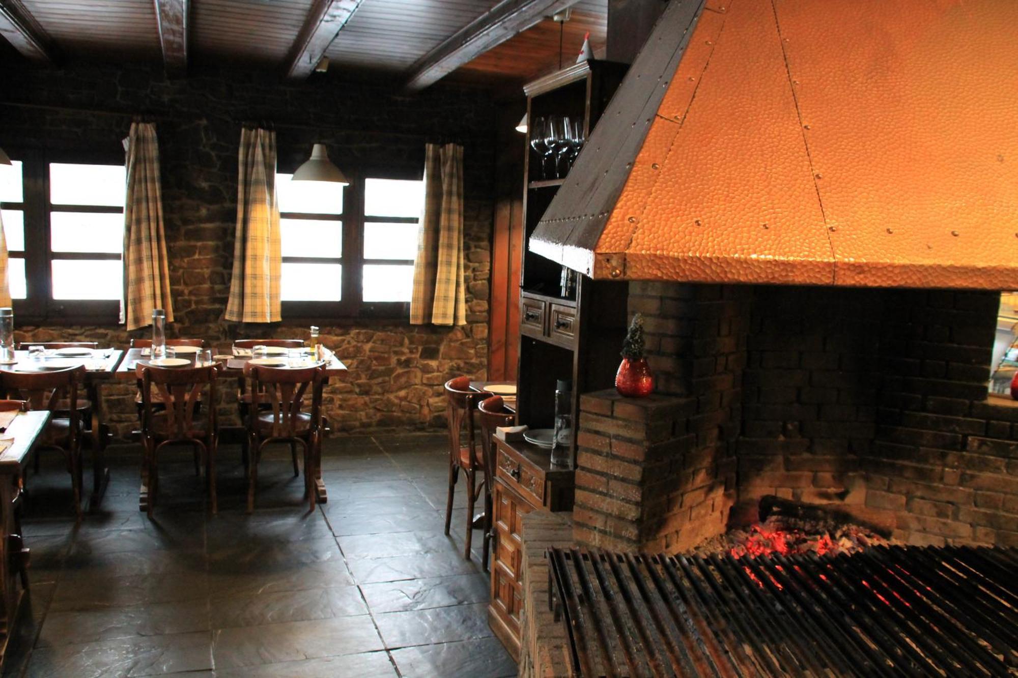 Borda Conangle Mountain Lodge 생쥴리아데로리아 외부 사진