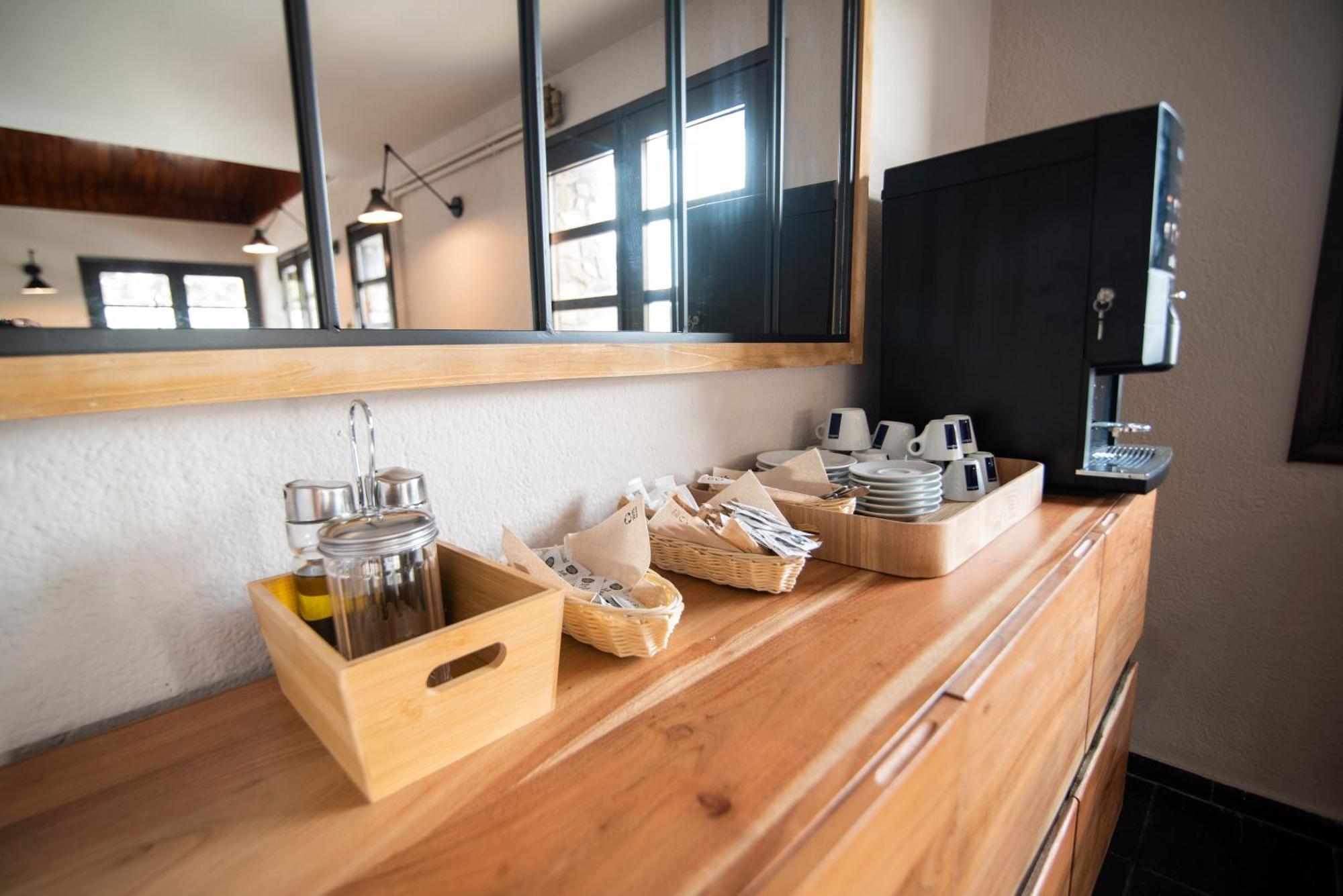 Borda Conangle Mountain Lodge 생쥴리아데로리아 외부 사진
