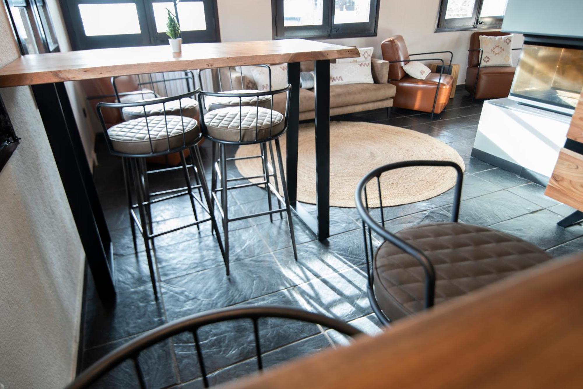 Borda Conangle Mountain Lodge 생쥴리아데로리아 외부 사진